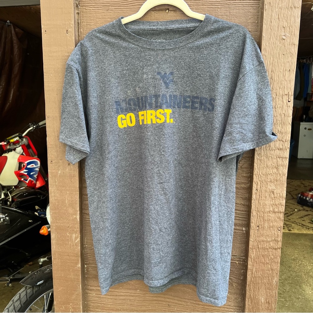 West Virginia Mountaineers T-Shirt